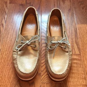 Gold Cup Sperry
